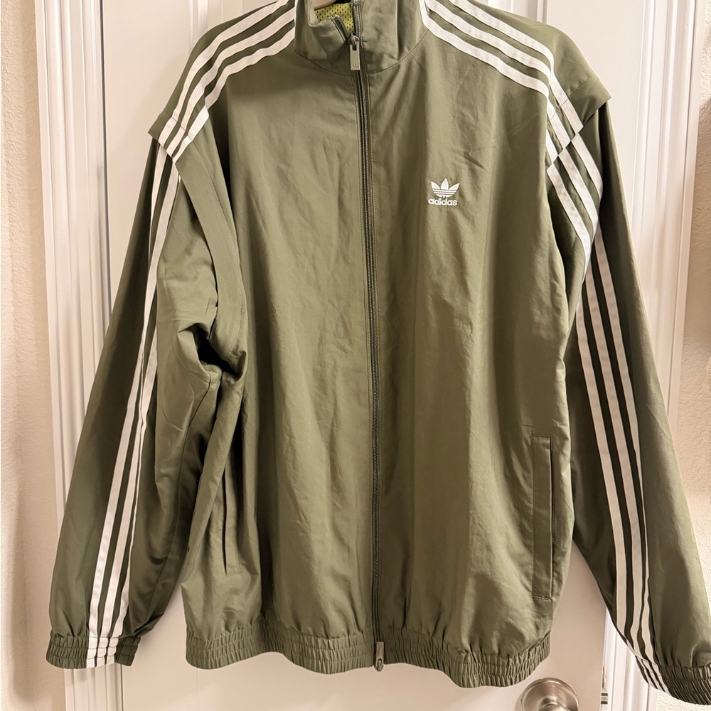 adidas originals RARE Adilenium Oversized Zip-Off Track Top in Olive NWT - Picture 6 of 10